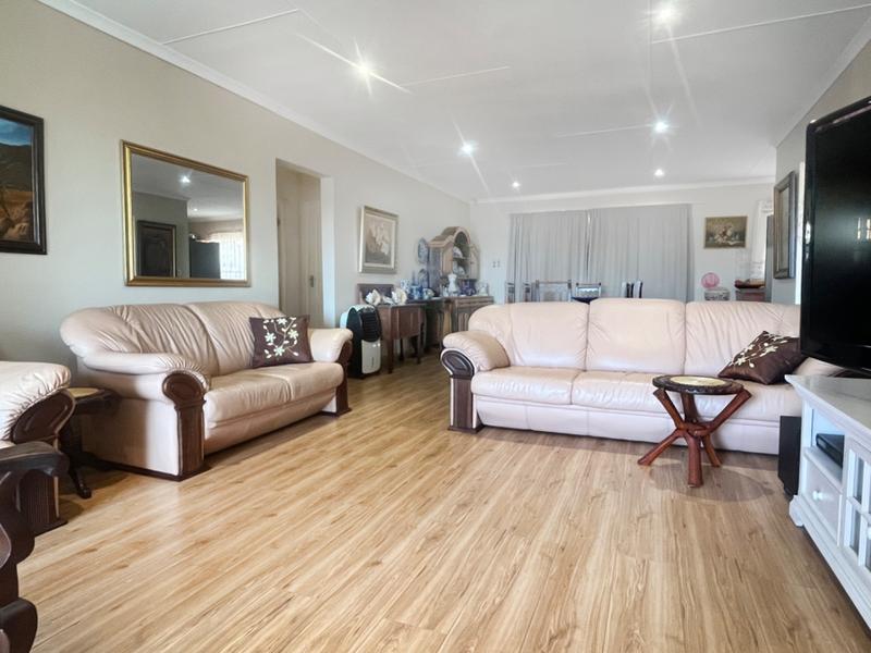 3 Bedroom Property for Sale in Reebok Western Cape